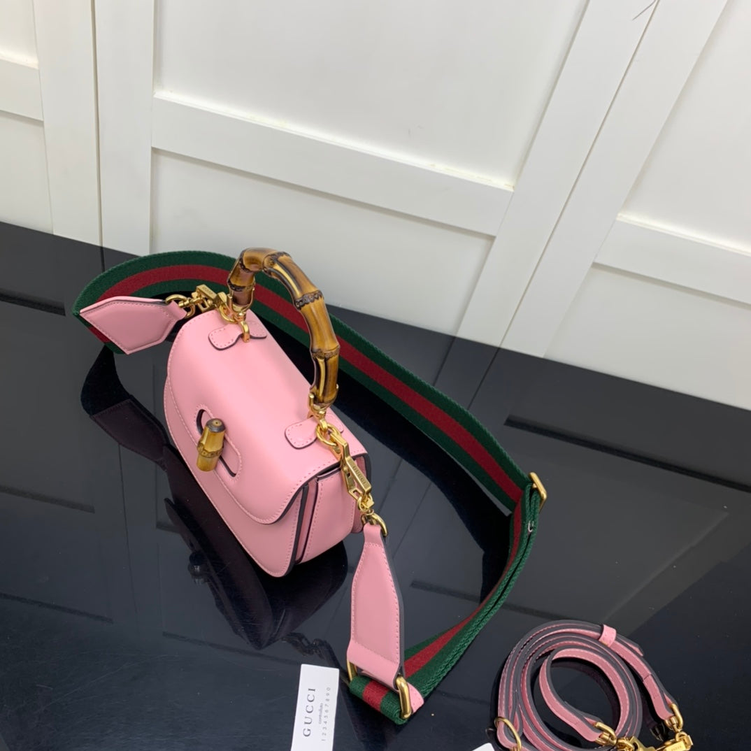 Gucci Bamboo 1947 small top handle bag in pink leather
